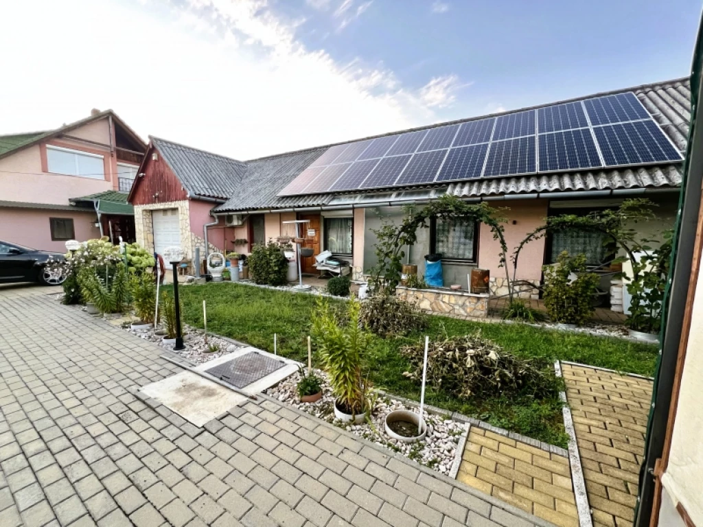 c3-1-name c2-1-name, Kozármisleny