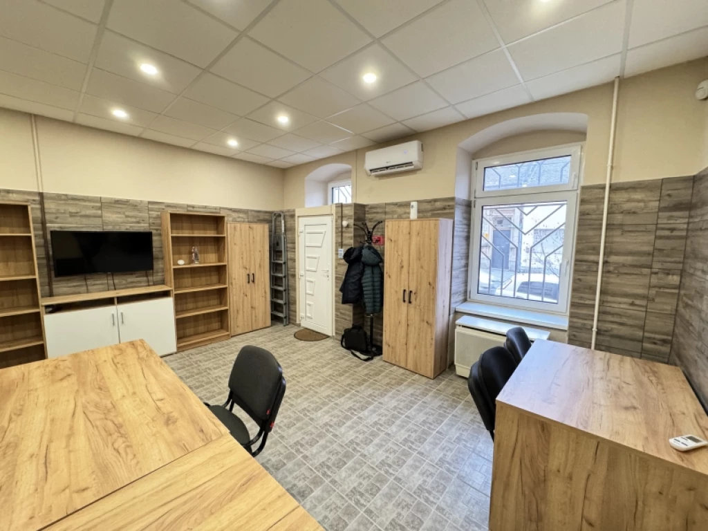 c3-1-name c2-19-name, Pécs, Budai-város