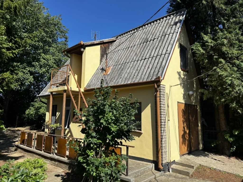 Eladó családi ház, Pécs, Újhegy
