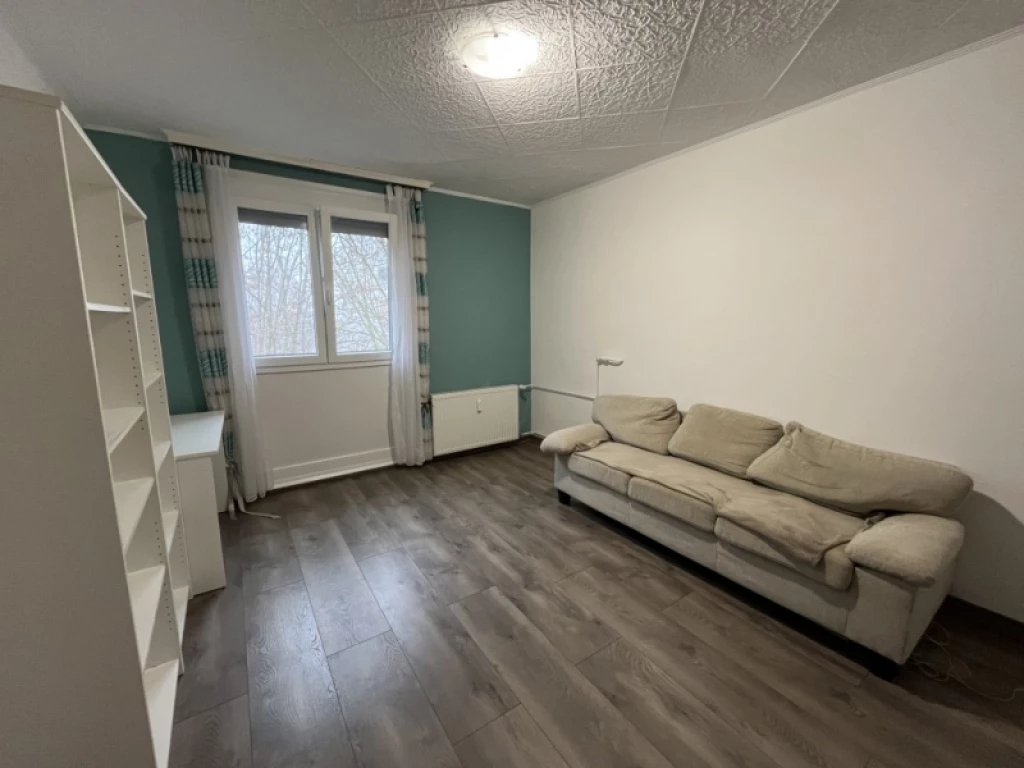 For sale panel flat, Pécs, Kertváros