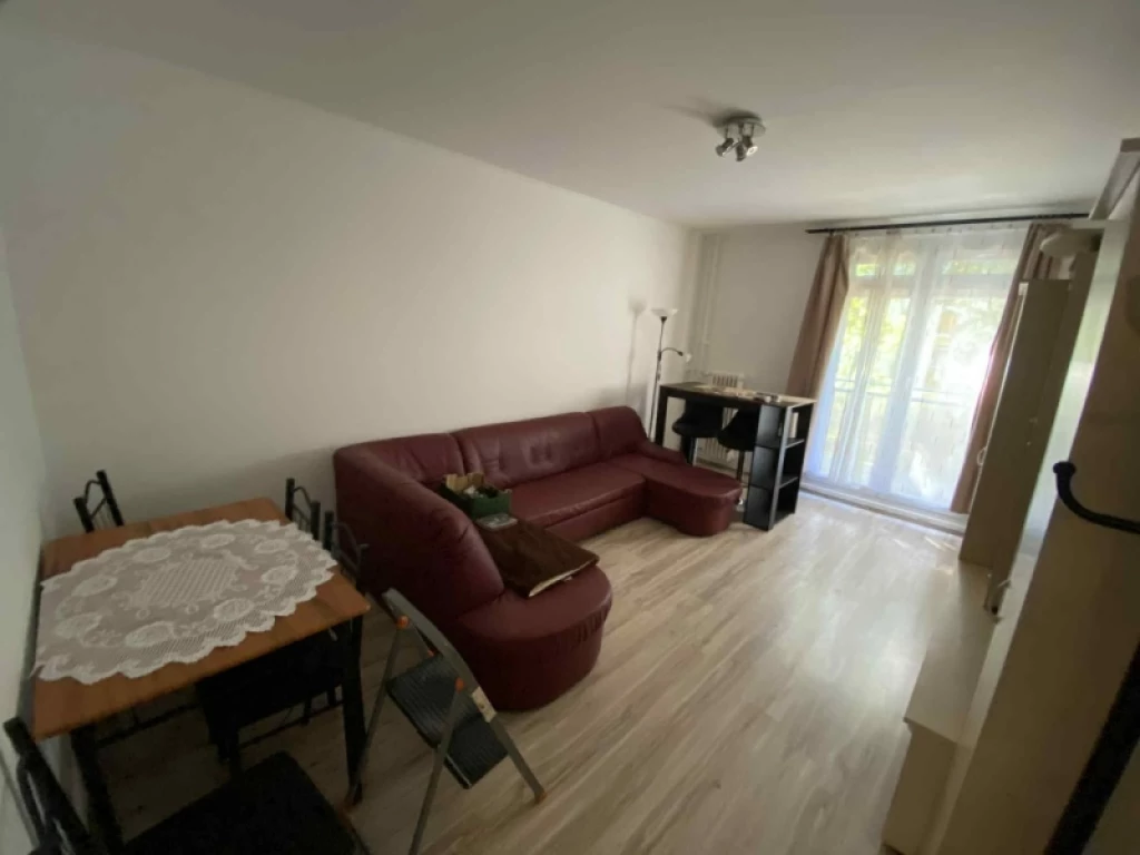 c3-1-name c2-20-name, Pécs, Egyetemváros