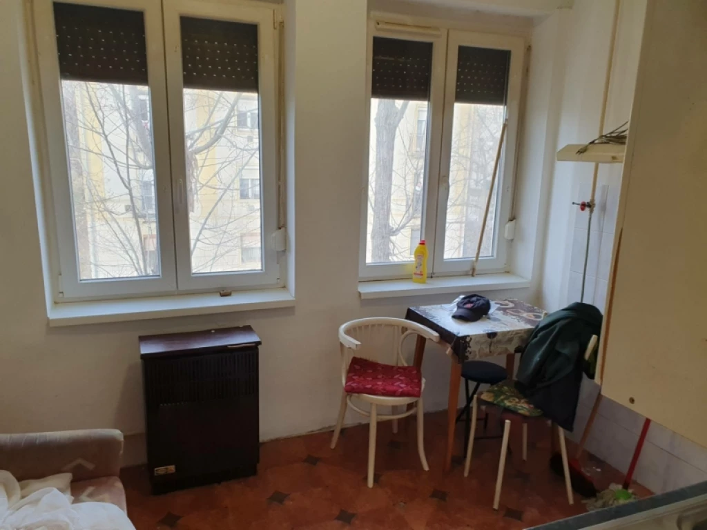 For sale brick flat, Pécs, Meszes