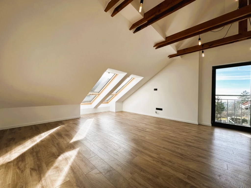 Eladó téglalakás, Pécs, Mecsekoldal/Bálics