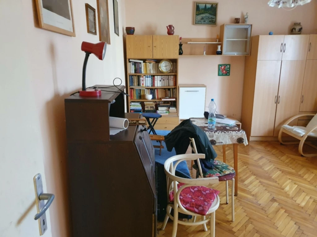 For sale brick flat, Pécs, Meszes