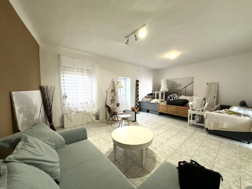 For sale store, Pécs, Rácváros