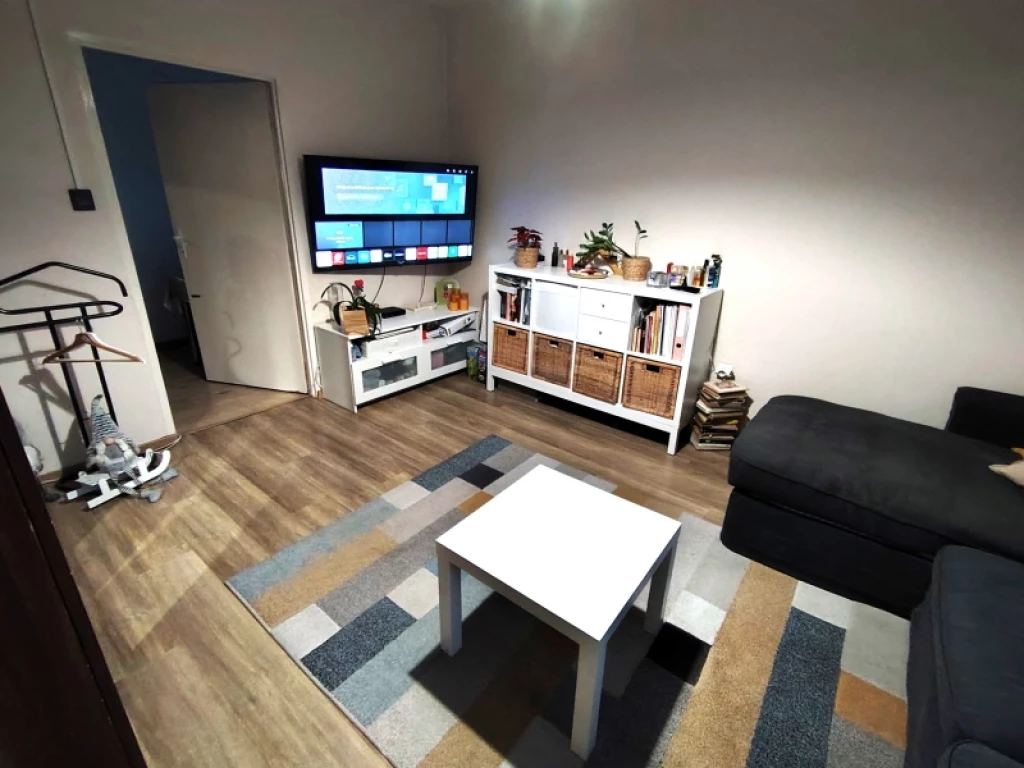 For sale panel flat, Pécs, Uránváros