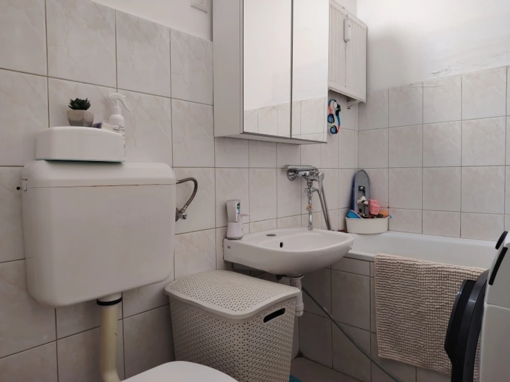 For sale panel flat, Pécs, Uránváros