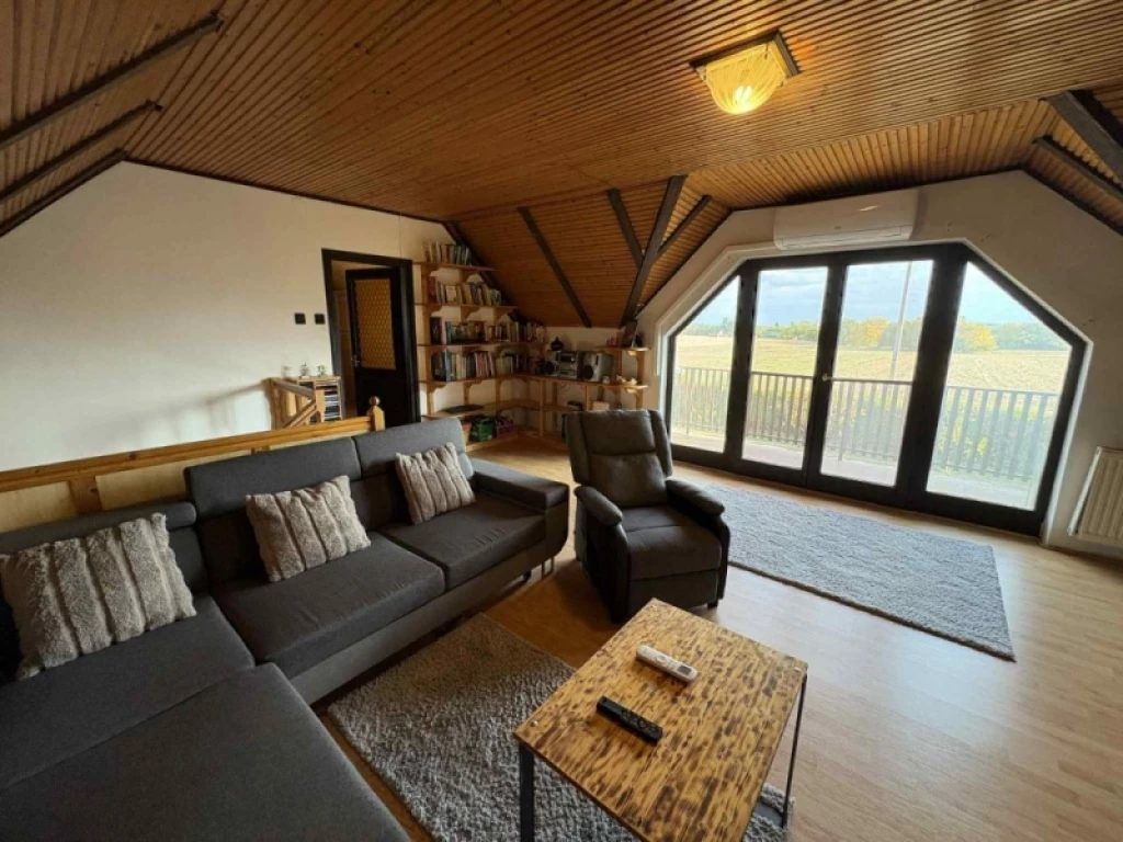 Eladó családi ház, Pogány