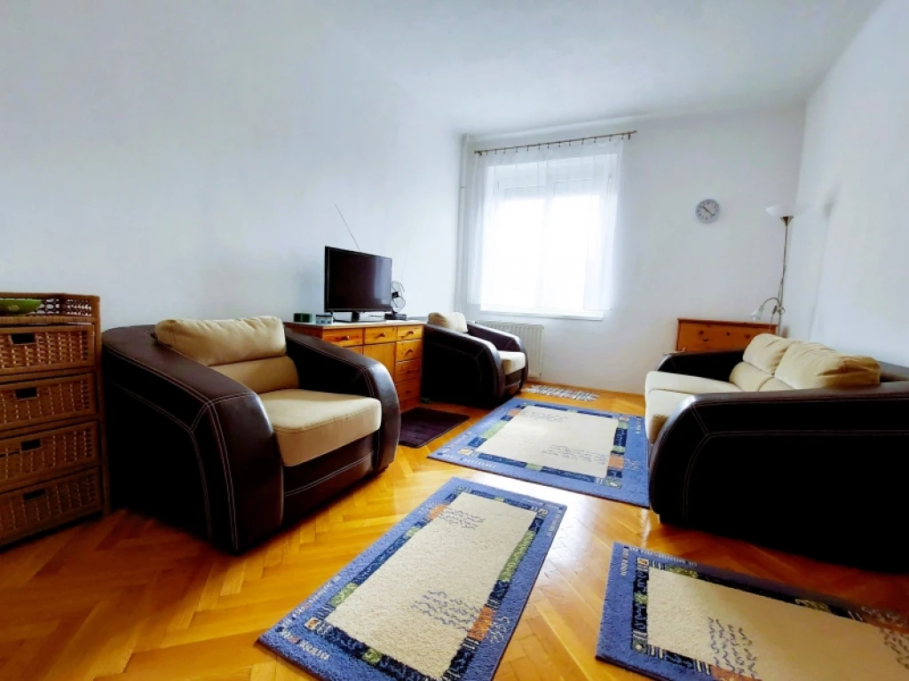 For sale brick flat, Pécs, Uránváros