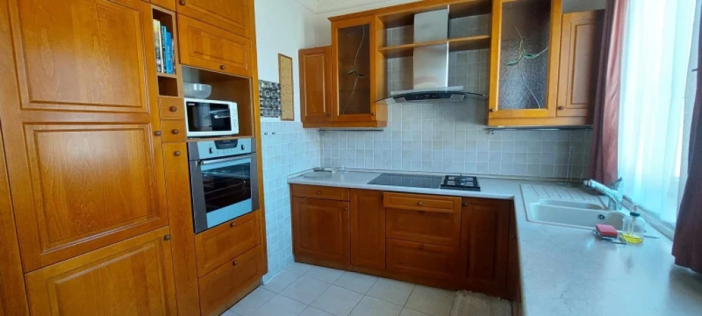 c3-2-name c2-19-name, Pécs, Belváros