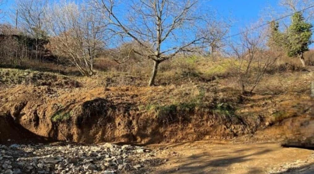 c3-1-name c2-1-name, Pécs, Mecsekoldal/Szkókó