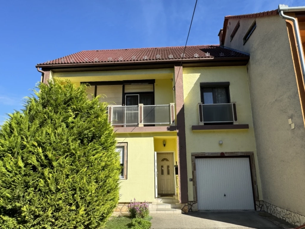For sale terraced house, Harkány