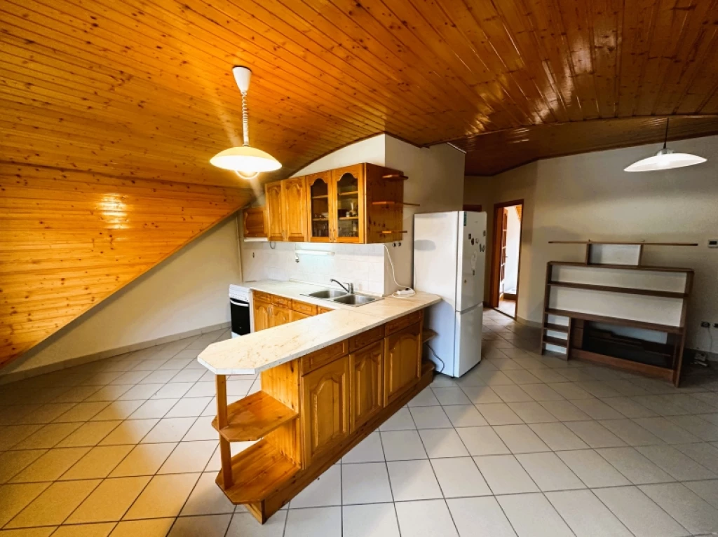 c3-1-name c2-19-name, Pécs, Belváros