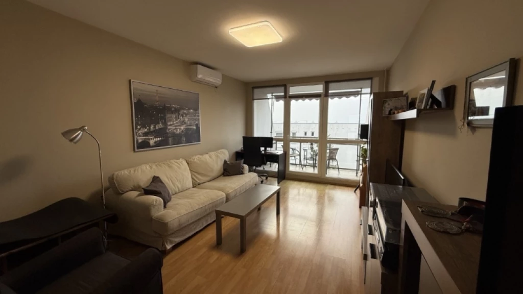 c3-1-name c2-20-name, Pécs, Mecsekoldal/Belváros