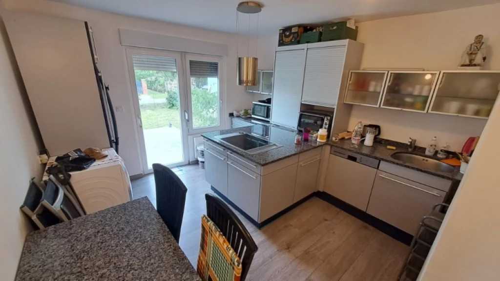 For sale brick flat, Harkány