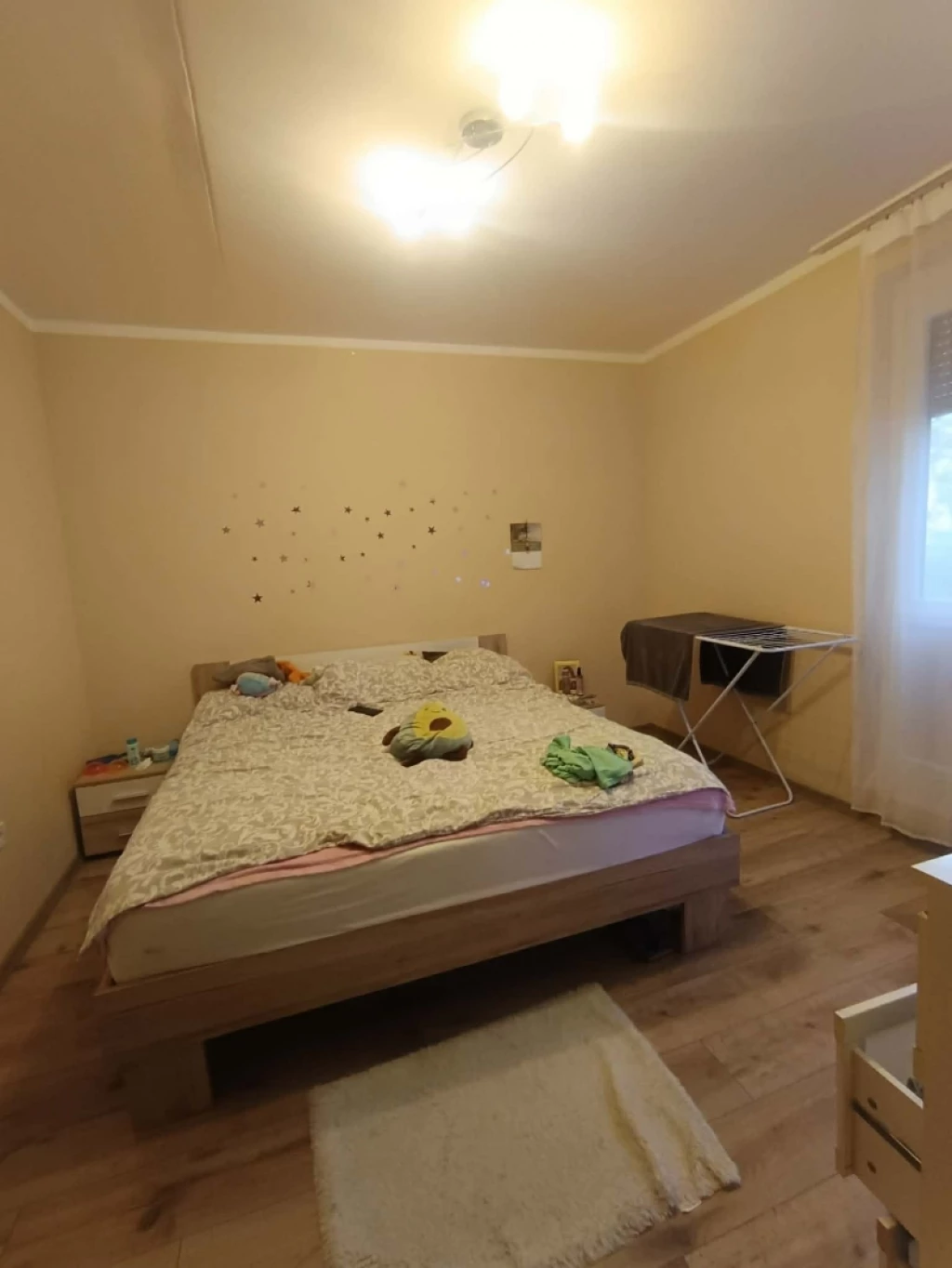 Eladó panellakás, Pécs, Kertváros