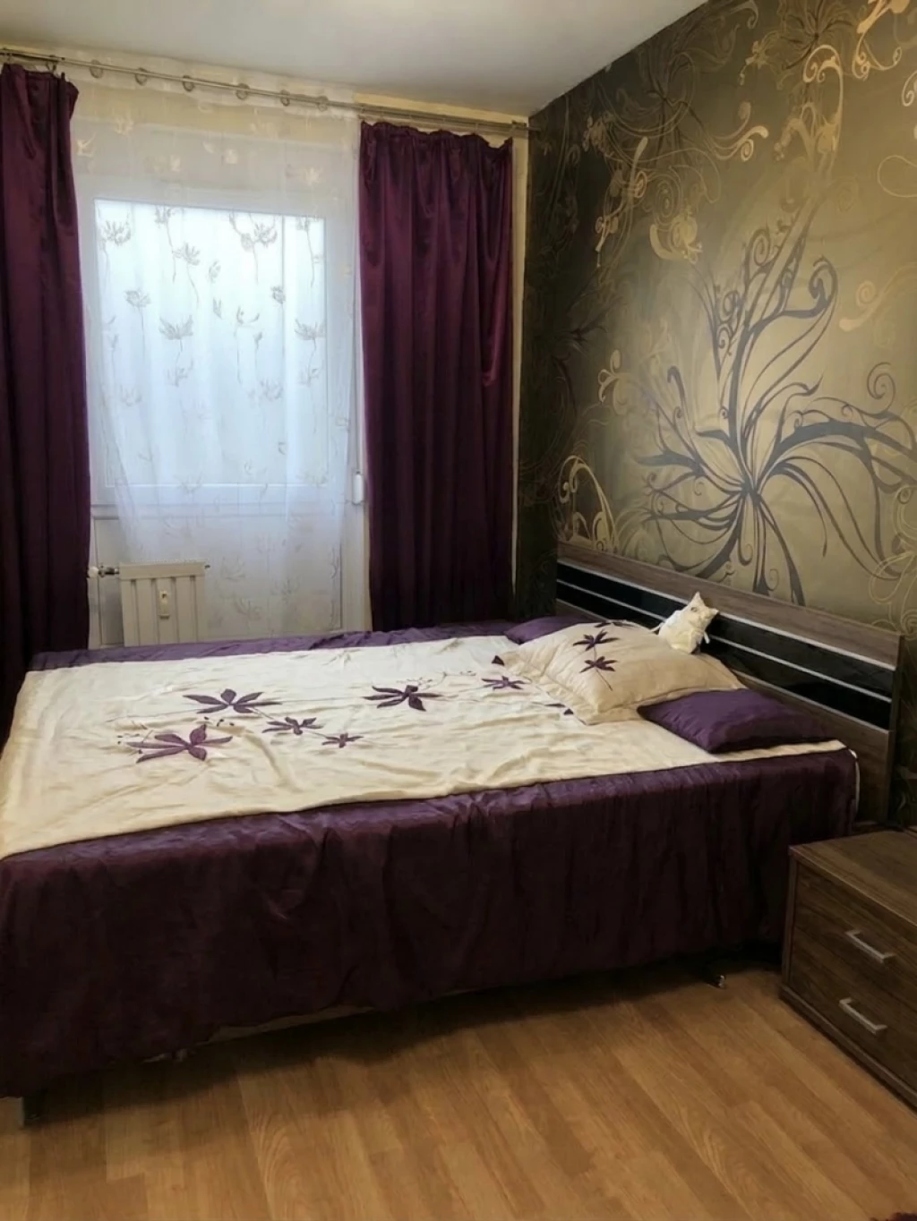 c3-2-name c2-20-name, Pécs, Kertváros