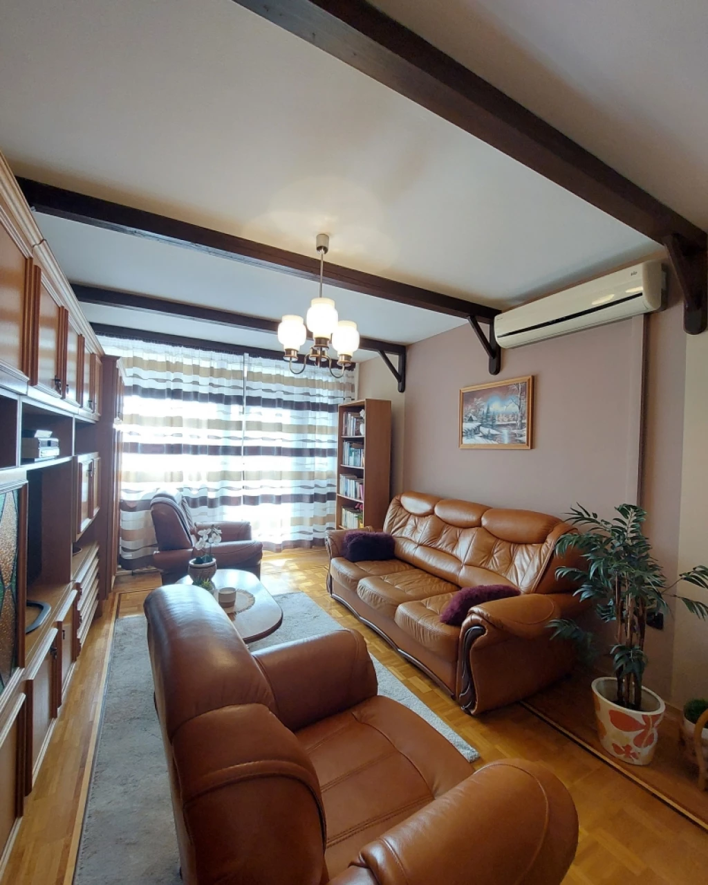 Eladó panellakás, Pécs, Kertváros