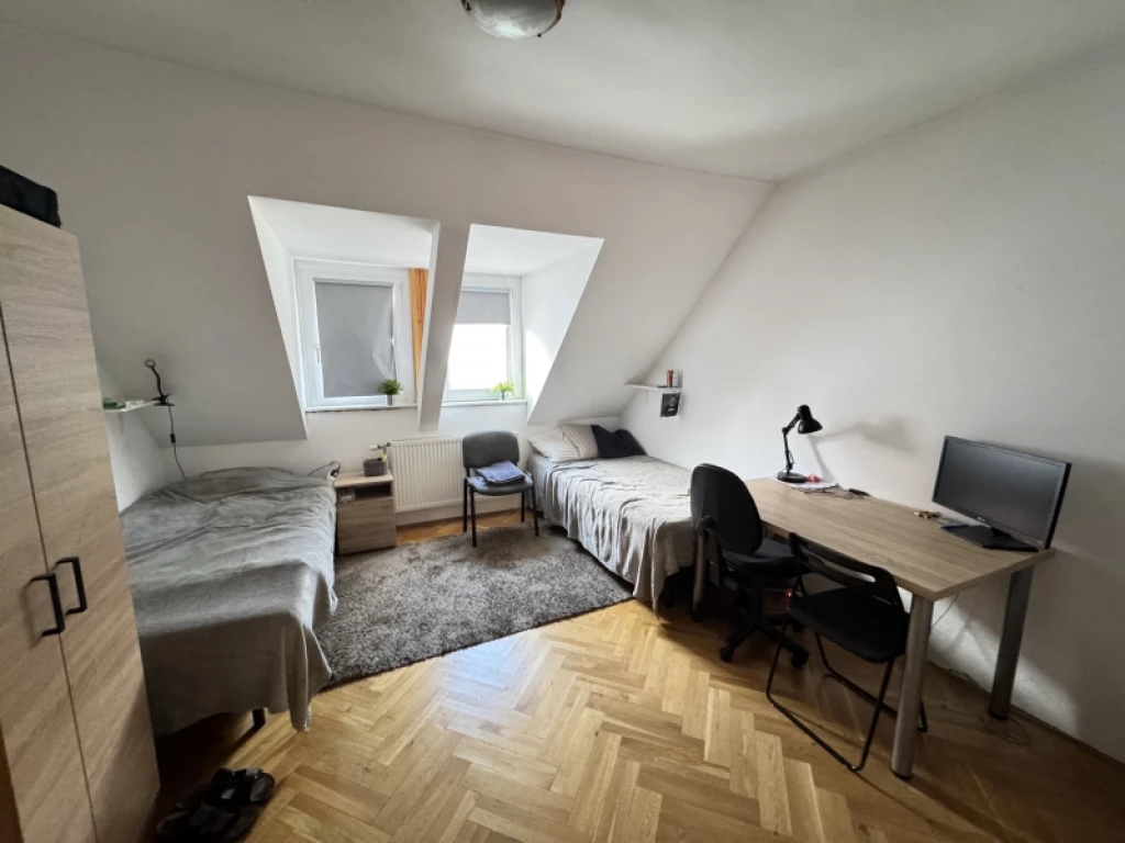 c3-1-name c2-19-name, Pécs, Belváros