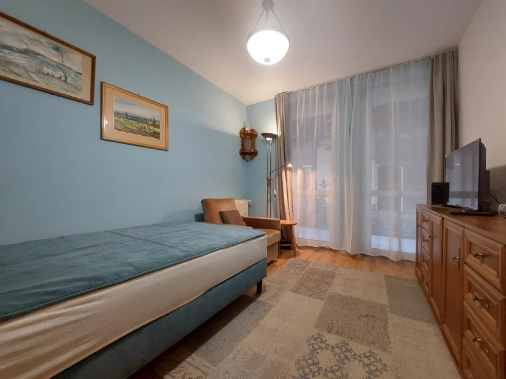 Eladó téglalakás, Pécs, Egyetemváros