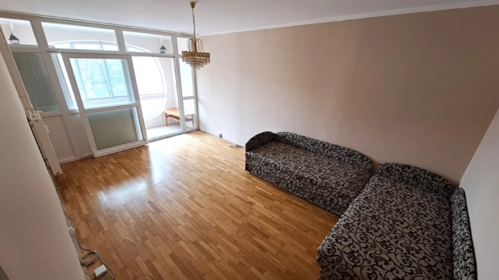 Eladó panellakás, Pécs, Kertváros