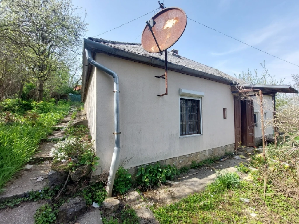 Eladó családi ház, Pécs, Postavölgy