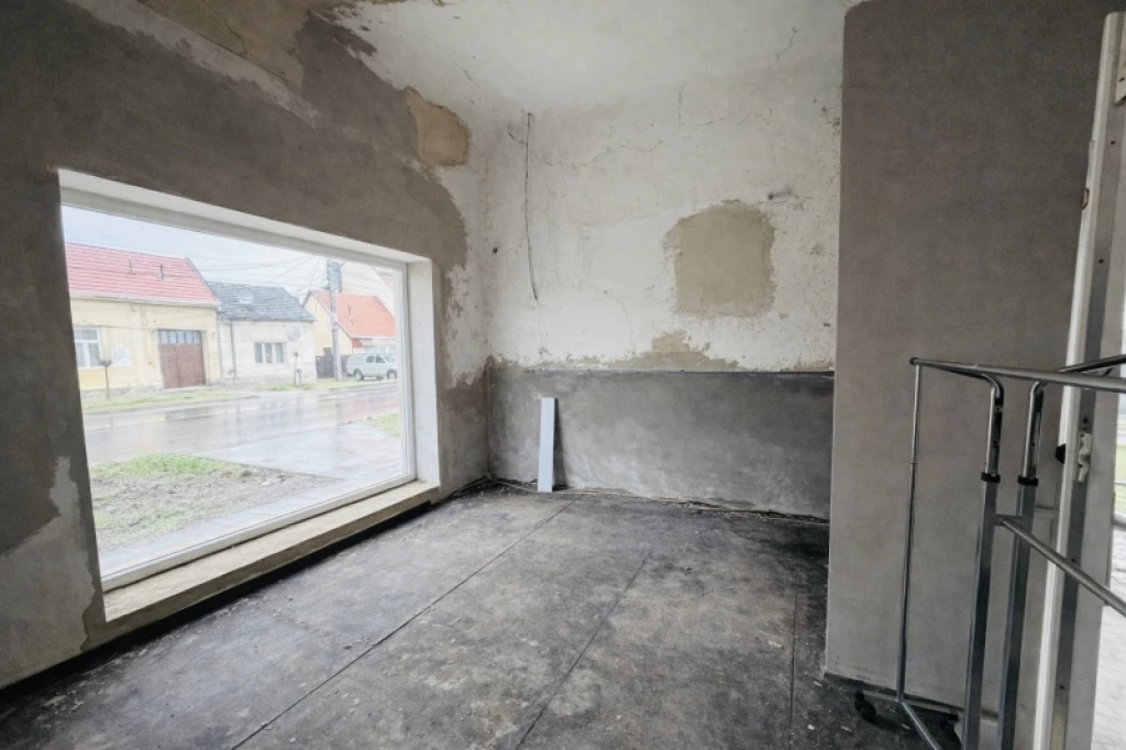 Eladó családi ház, Sellye