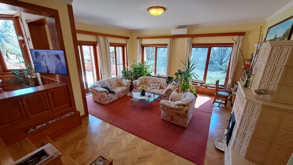 Eladó családi ház, Birján