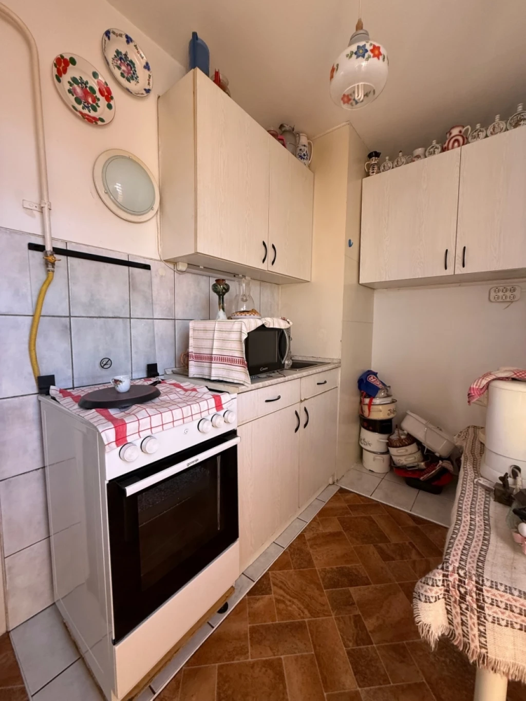 c3-1-name c2-20-name, Pécs, Egyetemváros