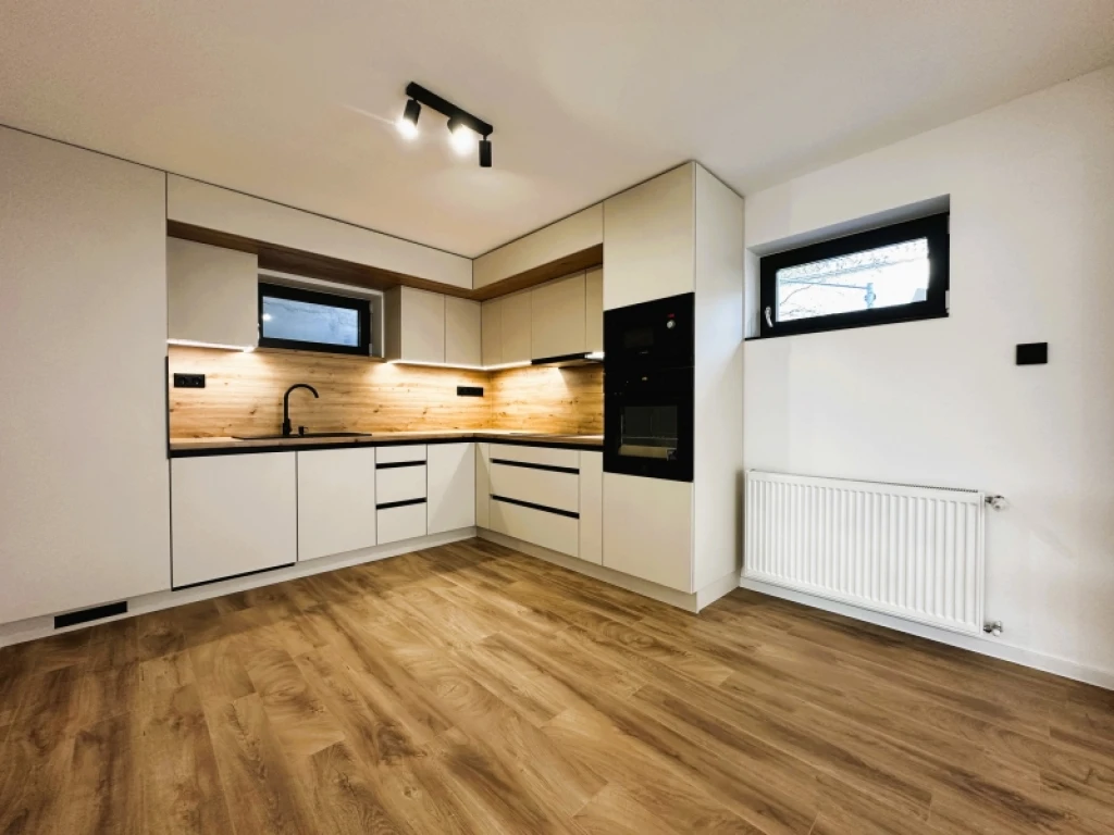 c3-1-name c2-19-name, Pécs, Egyetemváros