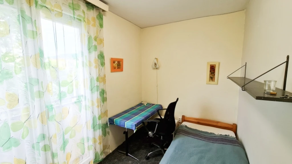 Eladó panellakás, Pécs, Egyetemváros