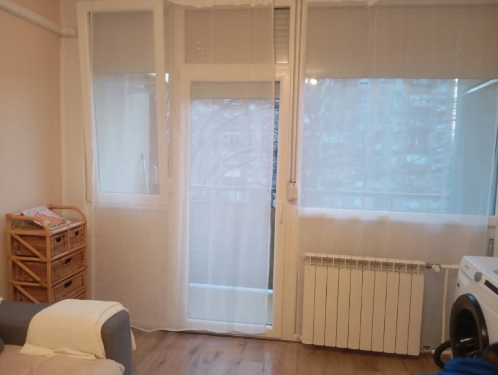 Eladó panellakás, Pécs, Kertváros