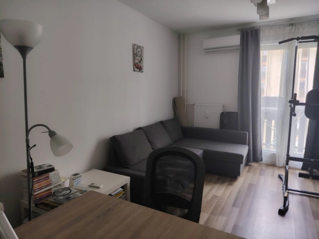 Eladó panellakás, Pécs, Egyetemváros