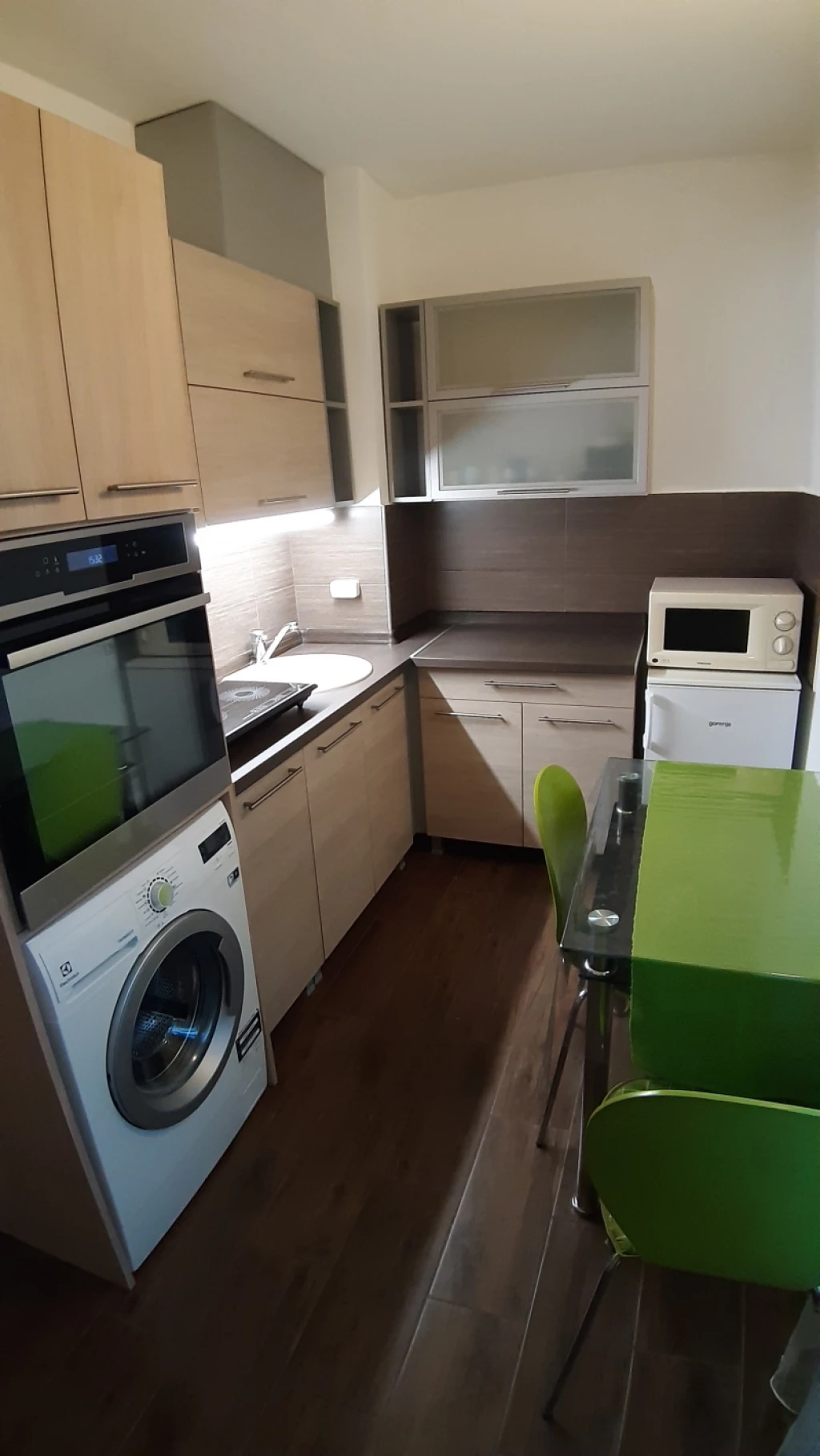 Kiadó panellakás, Pécs, Egyetemváros