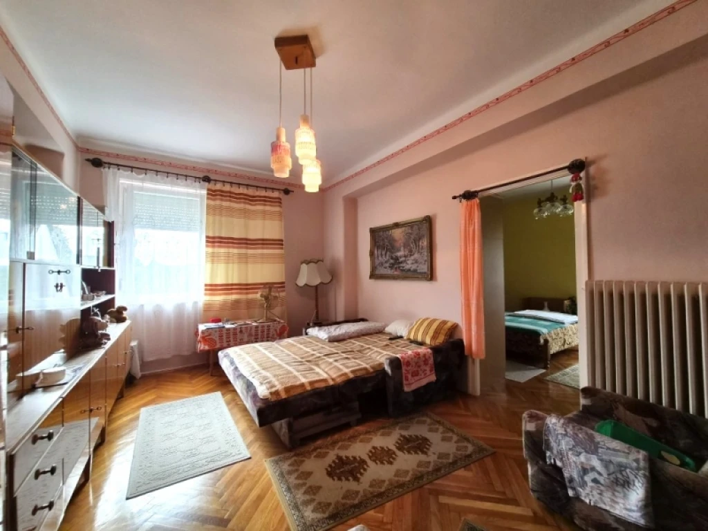 Eladó téglalakás, Pécs, Budai-város