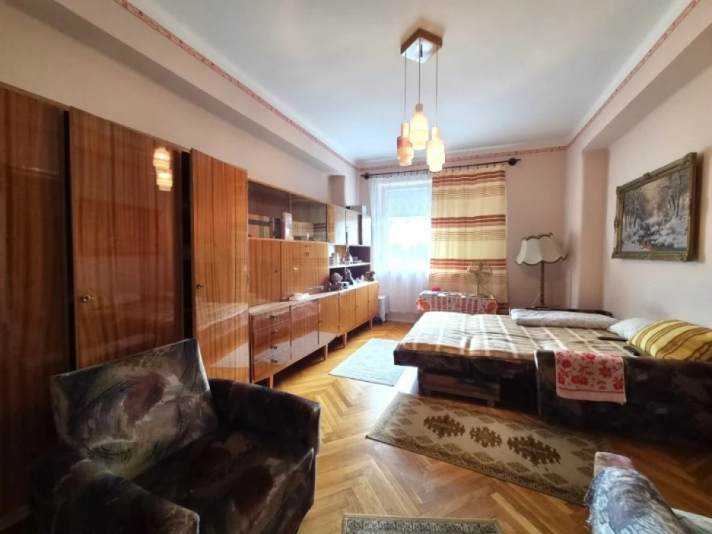 Eladó téglalakás, Pécs, Budai-város