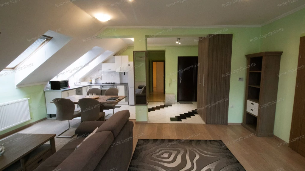 Kiadó tágas, 78 m²-es összkomfortos lakás Nyíregyháza belvárosában