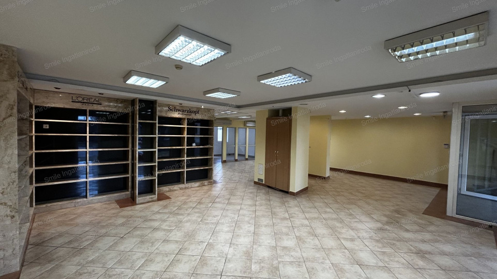 4 bed · 130m² · Kereskedelmi és ipari ingatlan
