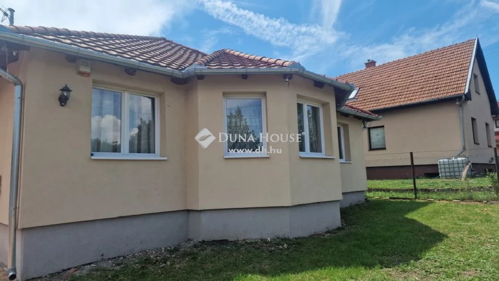 For sale house, Erdőkertes