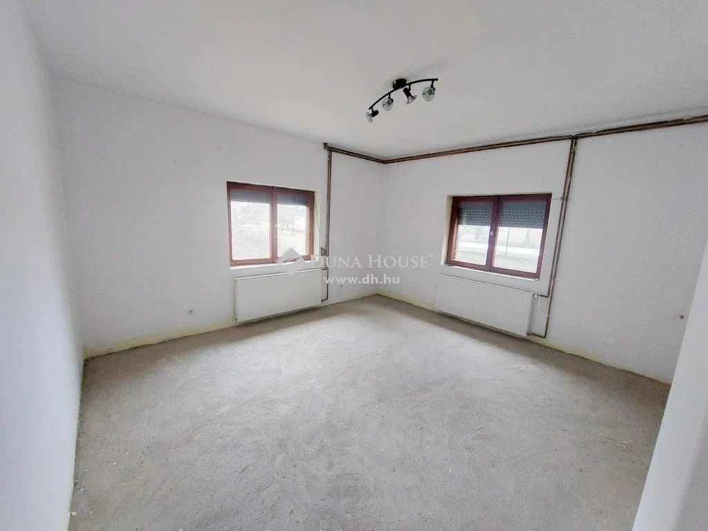 For sale house, Őrbottyán