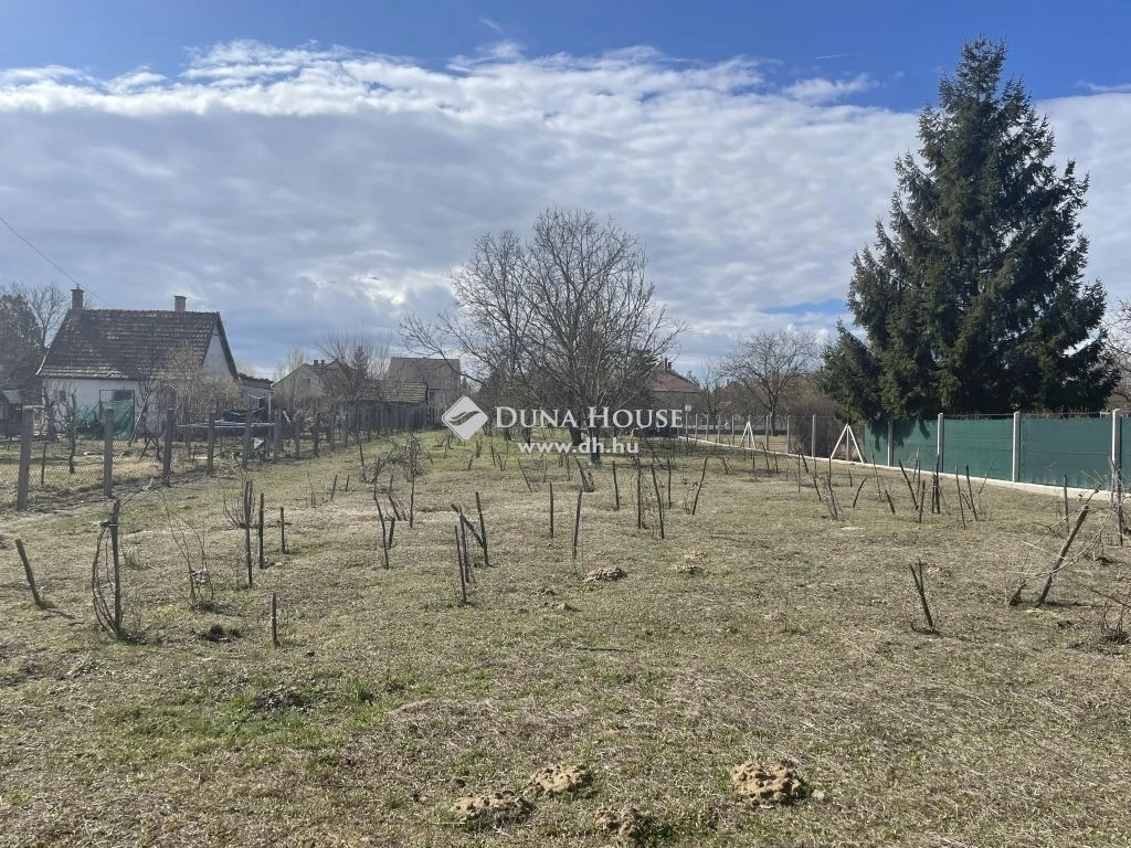 For sale building plot, Őrbottyán