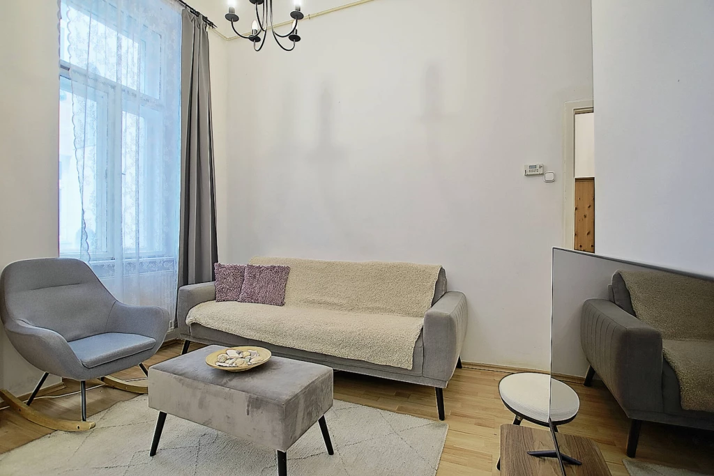 c3-1-name c2-23-name, Budapest V. kerület