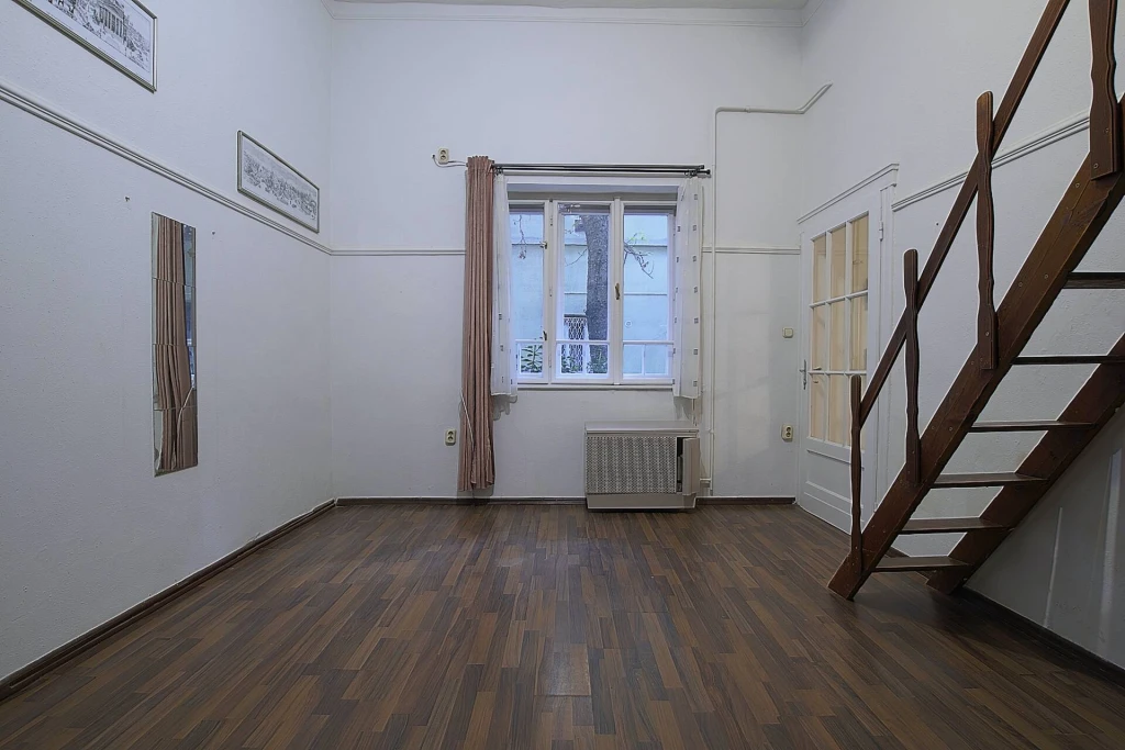 Felújított garzon az Állatorvosi Egyetemmel szemben!
