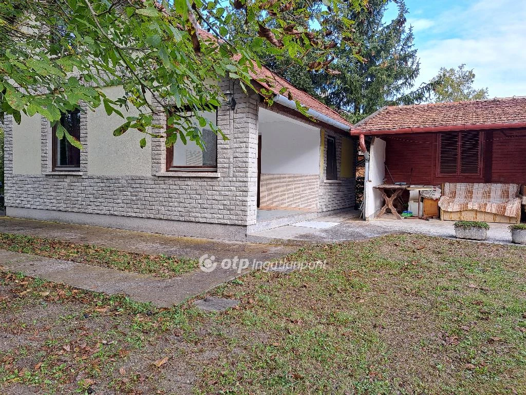 For sale house with a garden, Gyula, Gyémánt utca