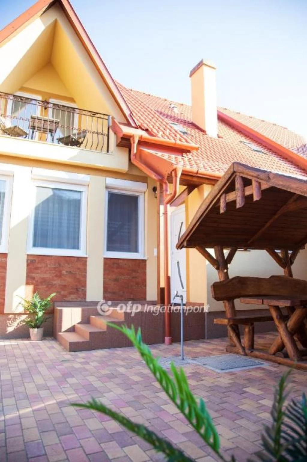 For sale semi-detached house, Gyula