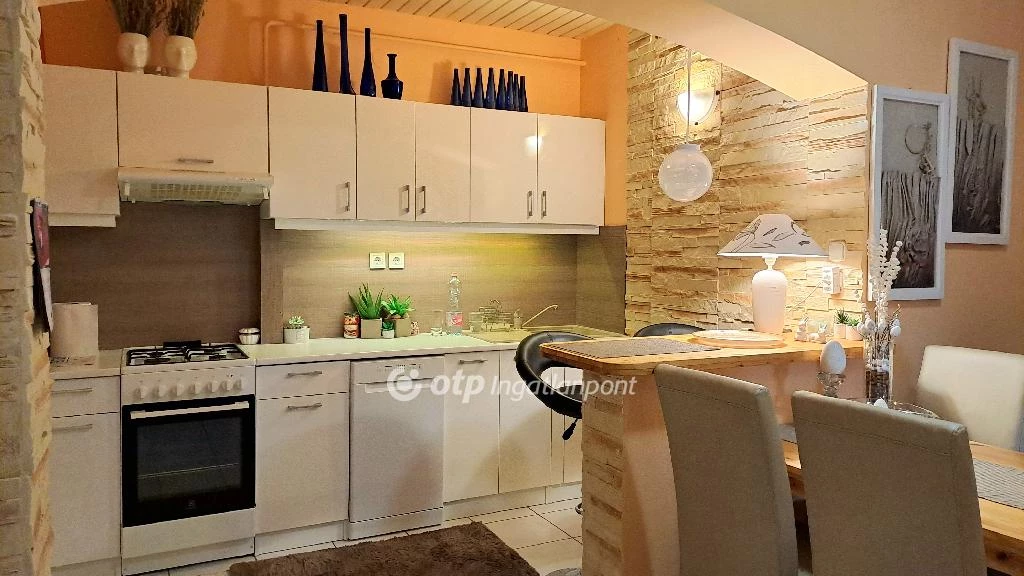 For sale semi-detached house, Gyula