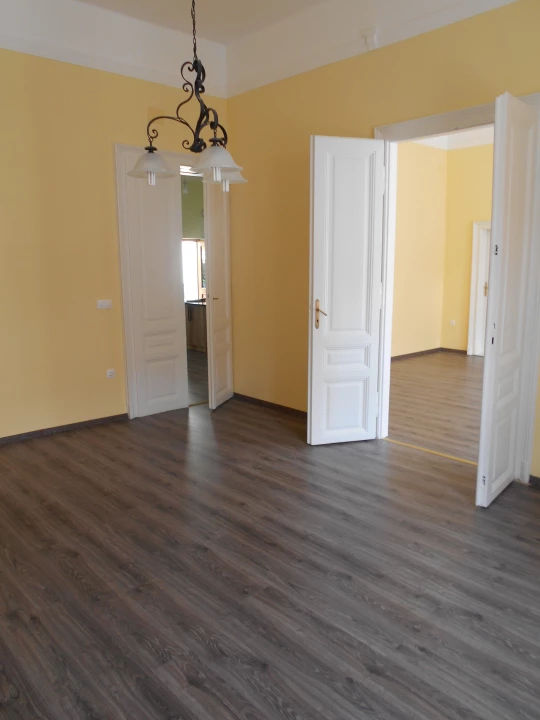 For rent brick flat, Szeged