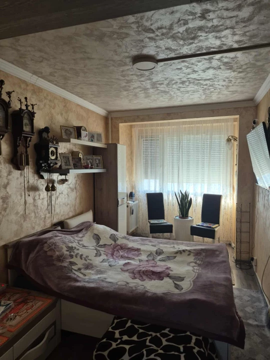 Eladó panellakás, Szeged, Gyöngyvirág utca