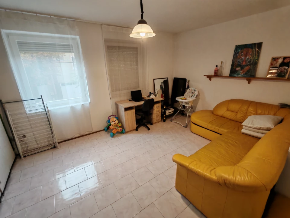 Eladó téglalakás, Szeged, Jakab Lajos utca