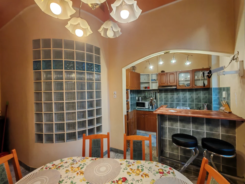 Eladó téglalakás, Szeged, Szilágyi utca